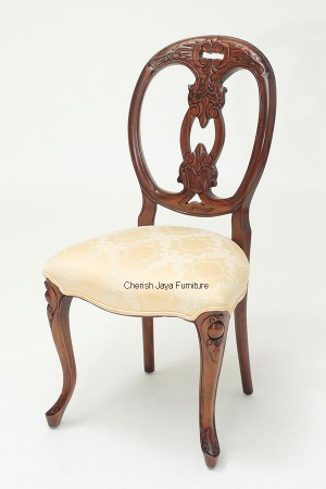 Code: CS 218-M Name: Biola Chair Size: W=47 x D=46 x H=90 cm Wood: Solid Mahogany wood.﻿